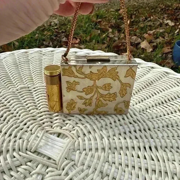 Vintage Gold and Silver Floral compact. Clutch. Gold compact. Antique. Fancy - Picture 5 of 11